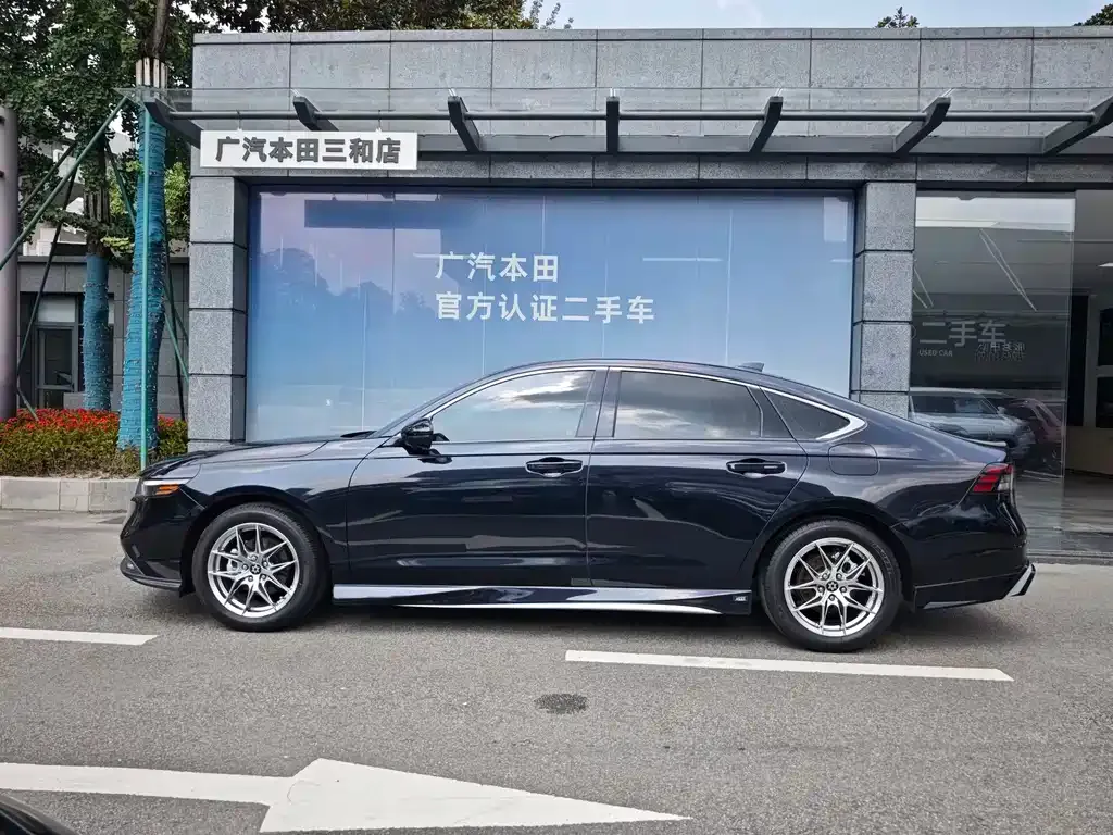 Honda Accord — фото 4