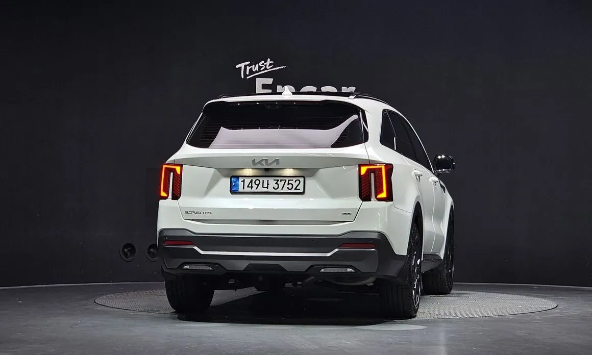 Kia Sorento — фото 6