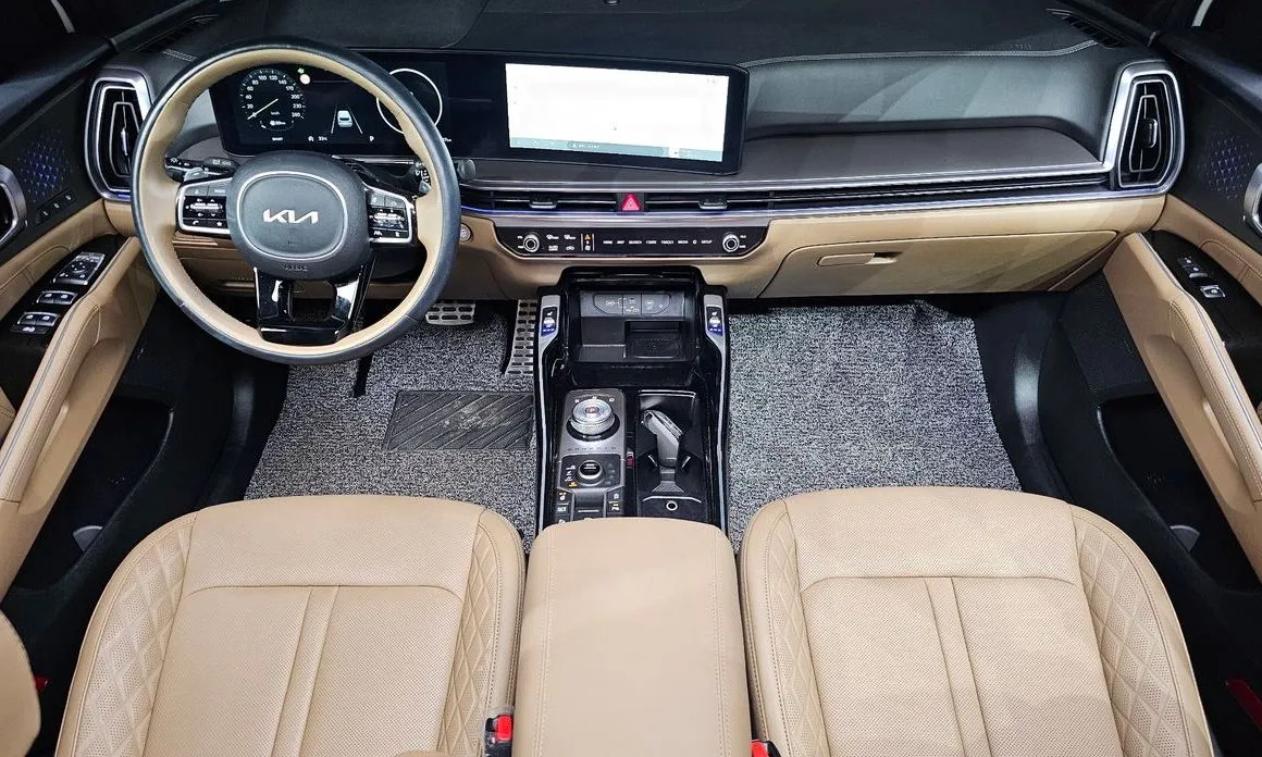 Kia Sorento — фото 10