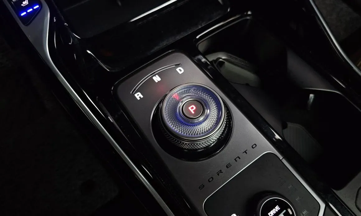 Kia Sorento — фото 2