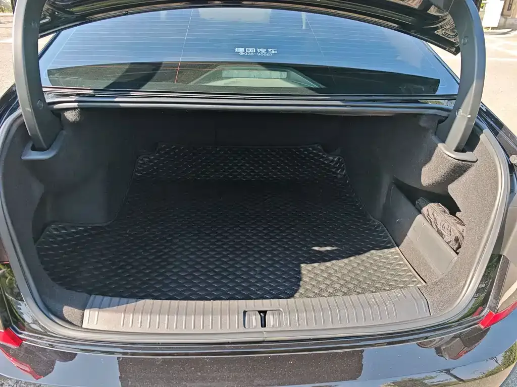 Volkswagen Passat — фото 2