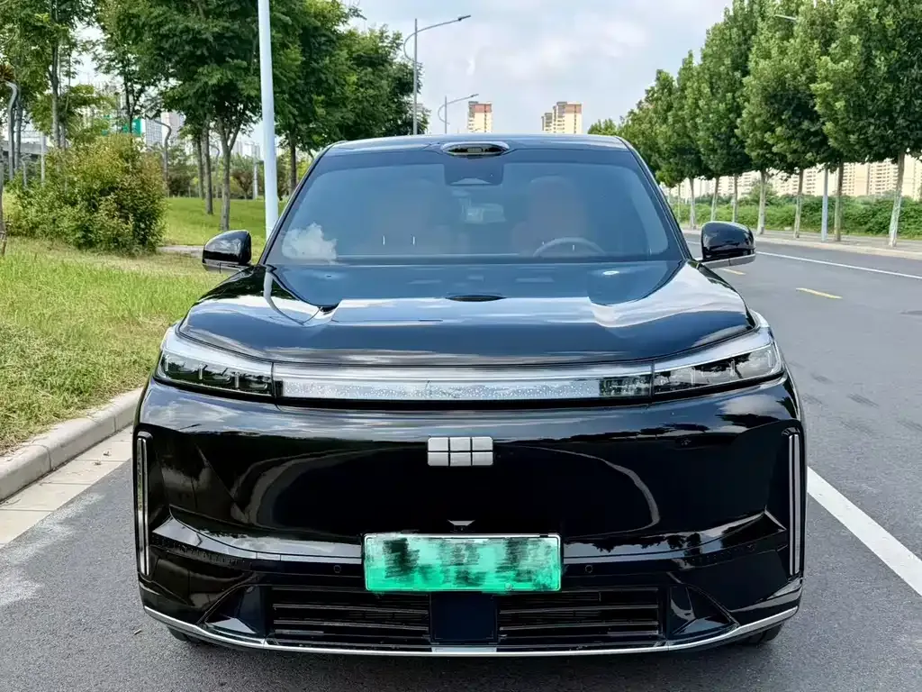 Geely Galaxy M9 — фото 8