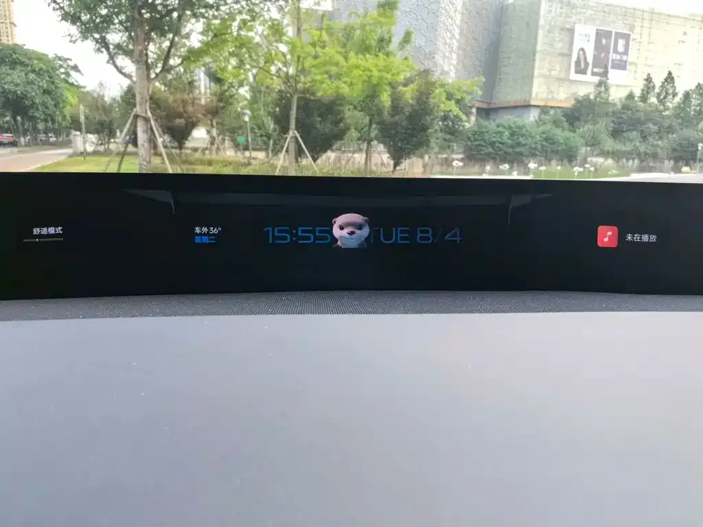 Xiaomi YU7 — фото 2