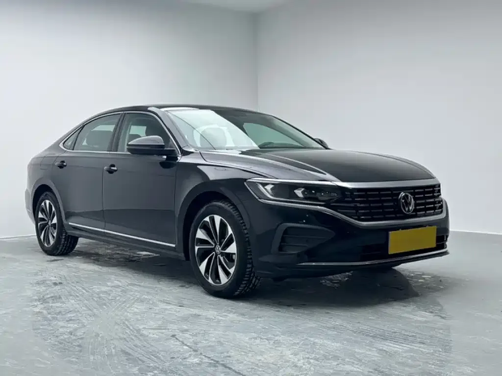 Volkswagen Passat — фото 9