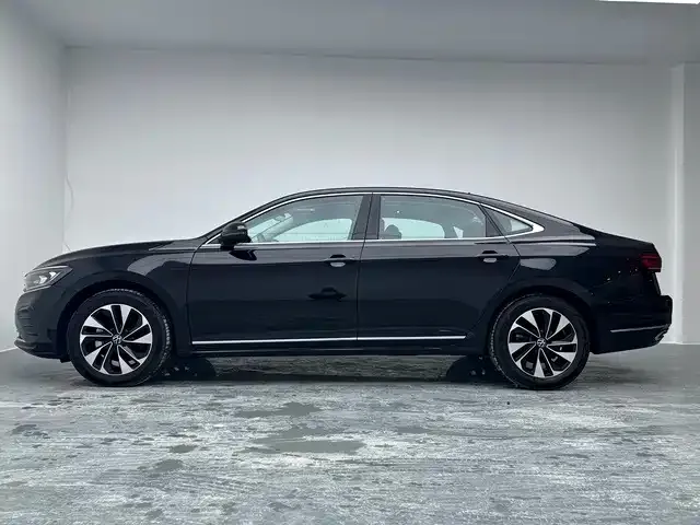 Volkswagen Passat — фото 4