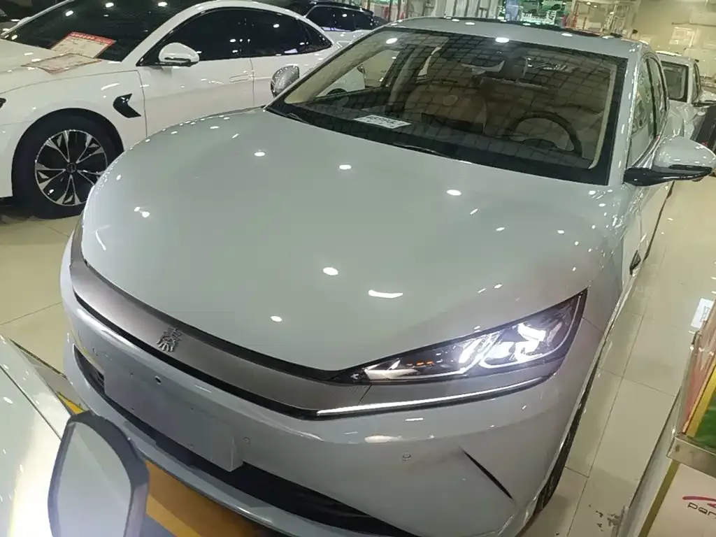 BYD Qin L — фото 9