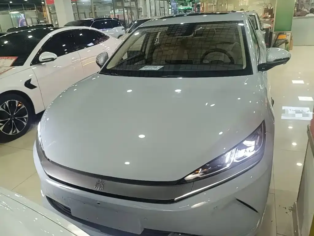 BYD Qin L — фото 6
