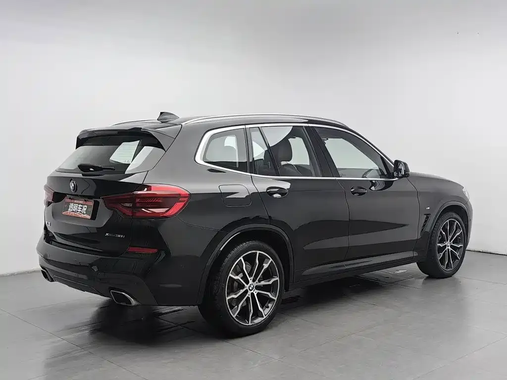 BMW X3 — фото 9