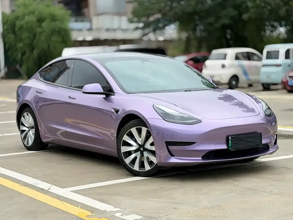 Tesla Model 3 — фото 10