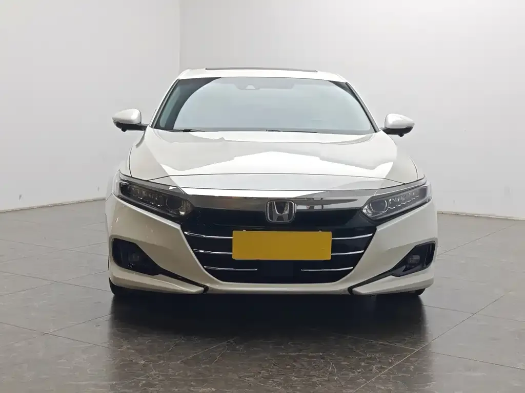 Honda Accord — фото 7