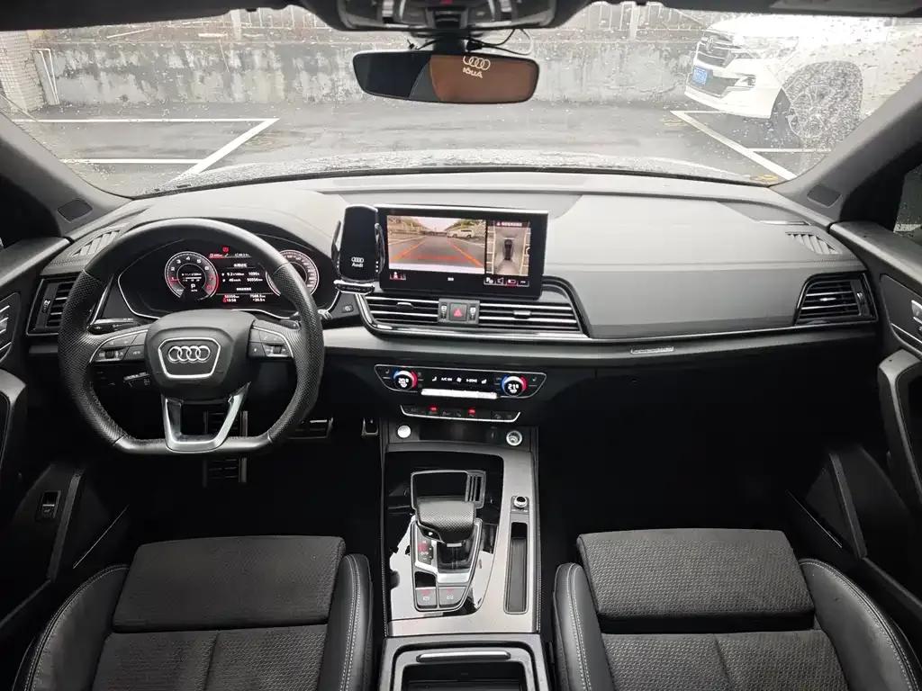 Audi Q5L Sportback — фото 9