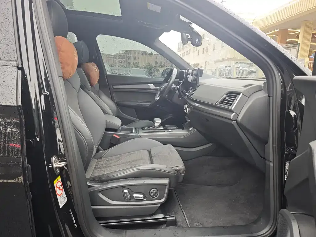 Audi Q5L Sportback — фото 6