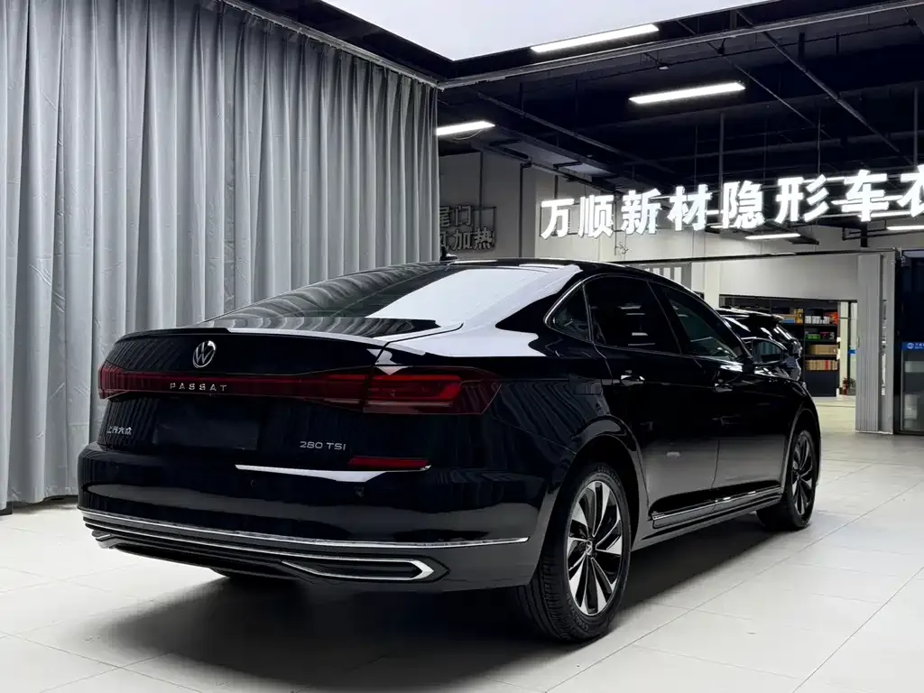Volkswagen Passat — фото 2