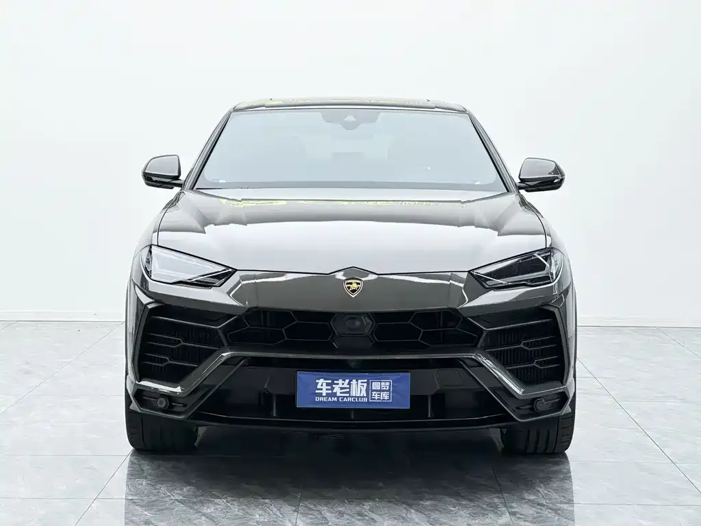 Lamborghini Urus — фото 2