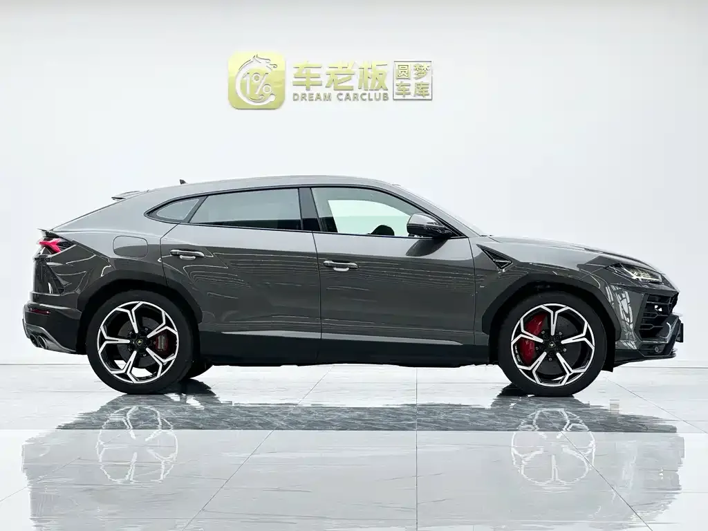 Lamborghini Urus — фото 4