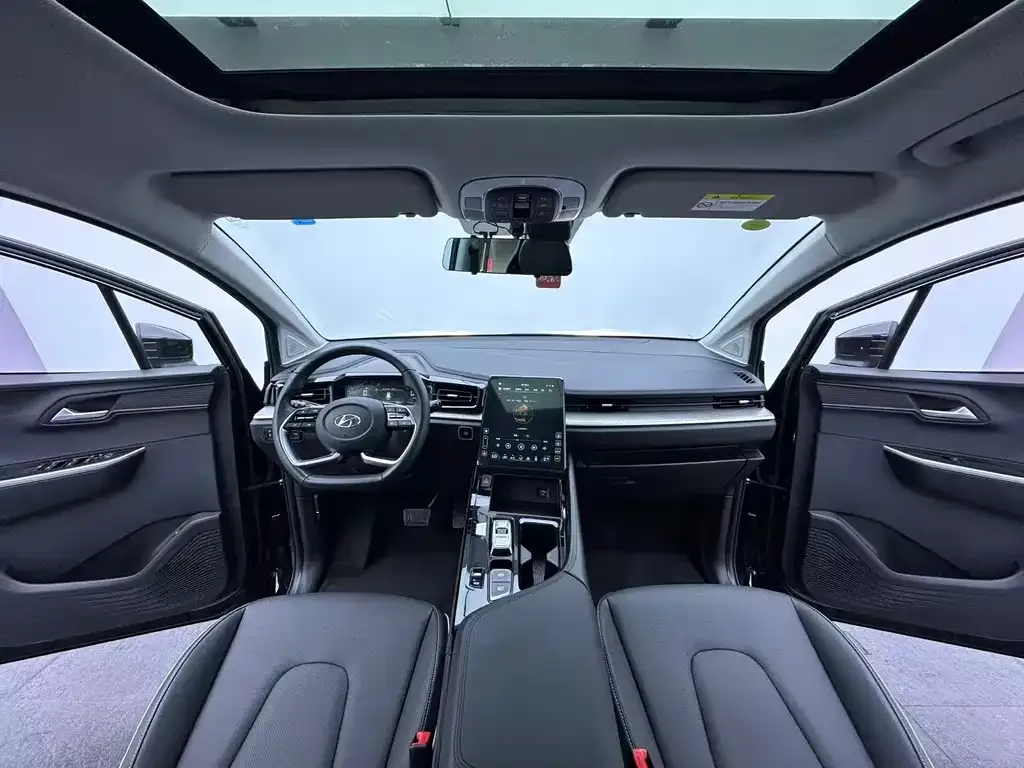 Hyundai Custo — фото 9
