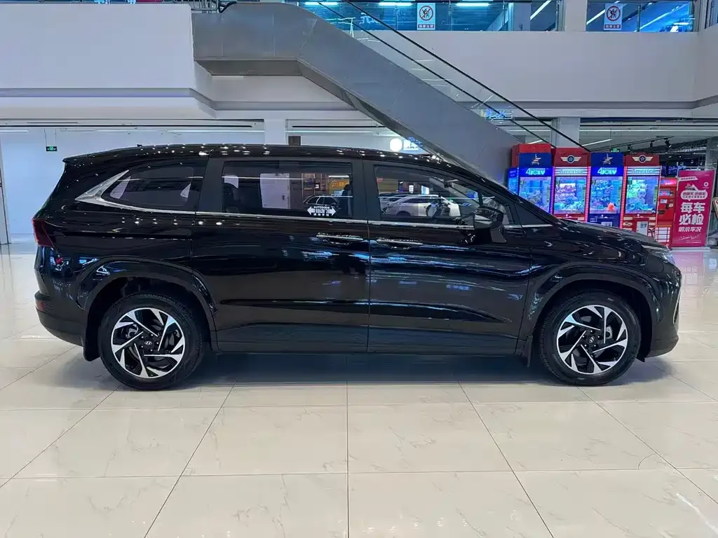 Hyundai Custo — фото 4