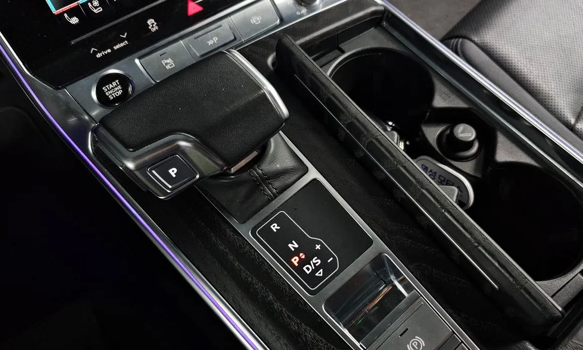 Audi A6 — фото 7