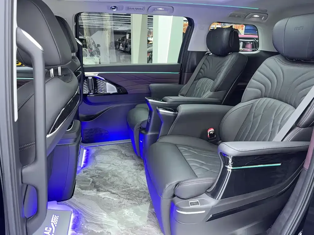 GAC Motor Trumpchi M8 — фото 3