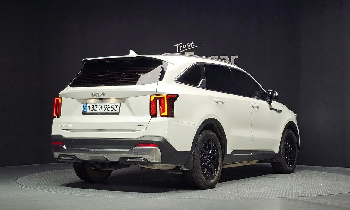 Kia Sorento — фото 3