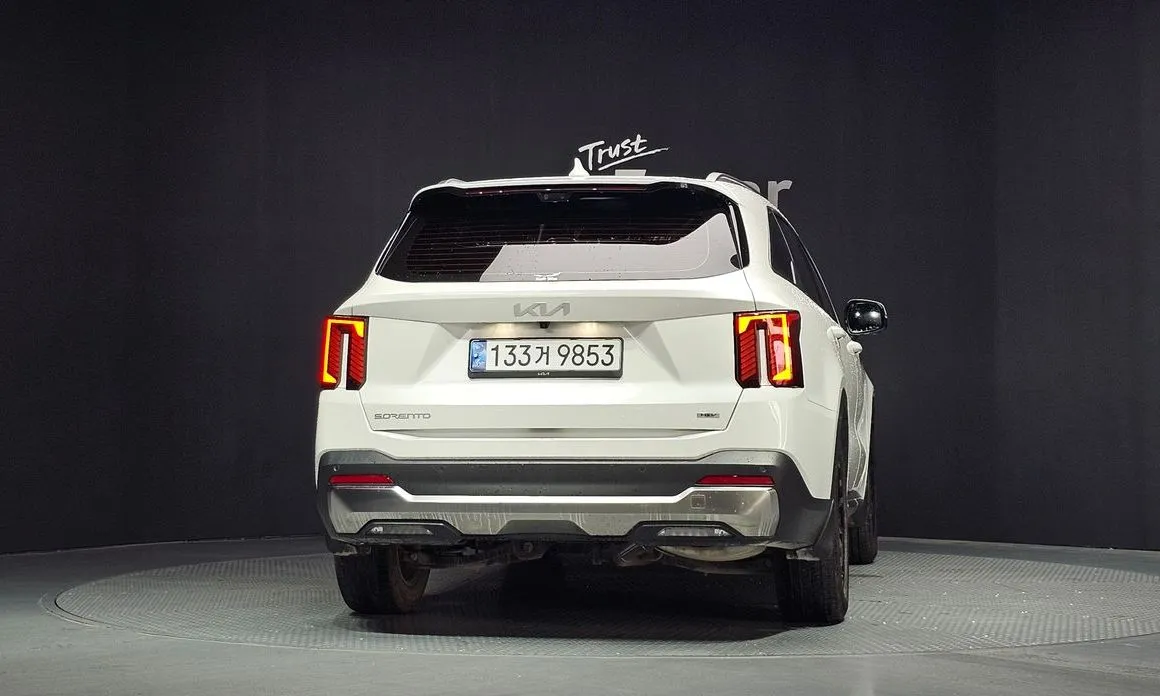 Kia Sorento — фото 5