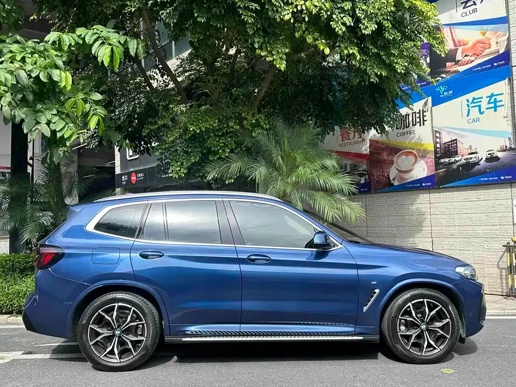 BMW X3 — фото 9