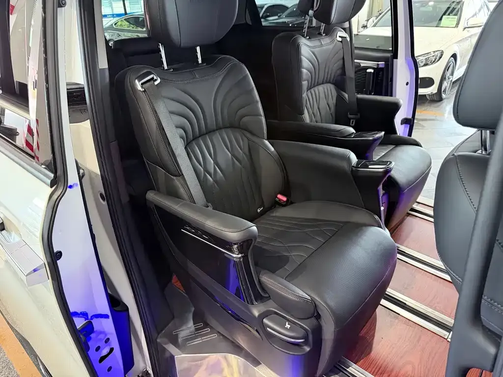 GAC Motor Trumpchi M8 — фото 6