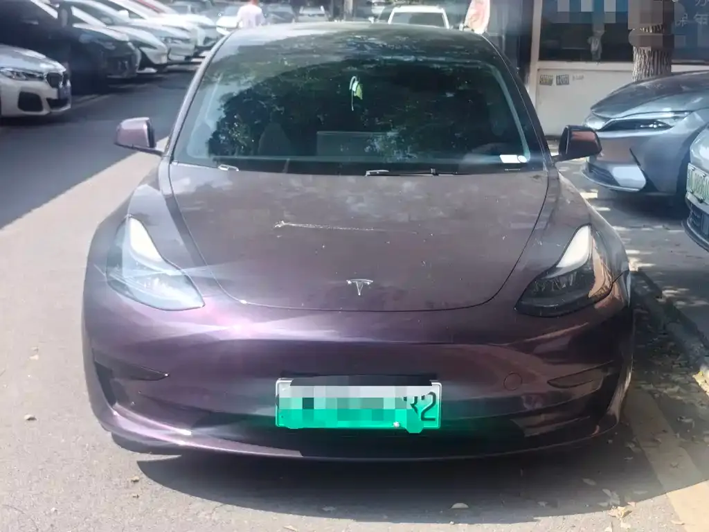 Tesla Model 3 — фото 3