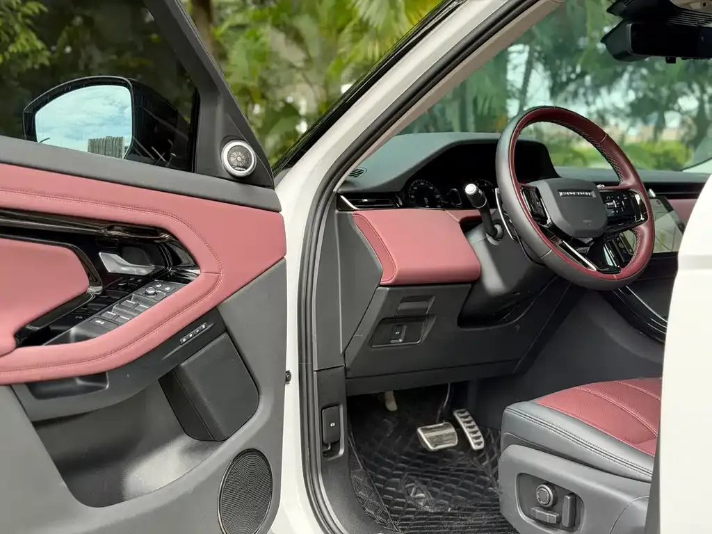 Land Rover Evoque — фото 5