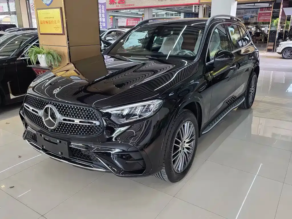 Mercedes-Benz GLC — фото 1