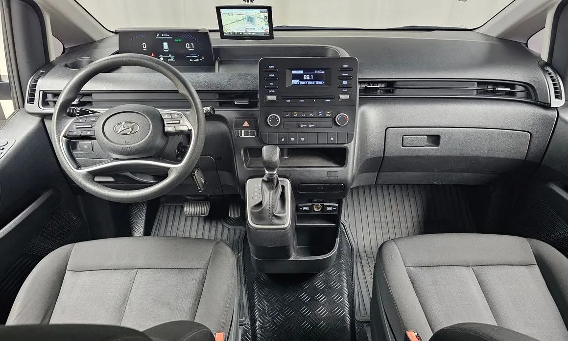Hyundai Staria — фото 6