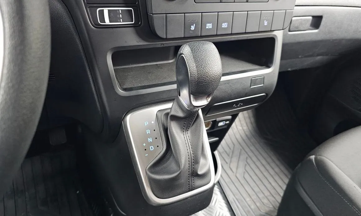 Hyundai Staria — фото 10