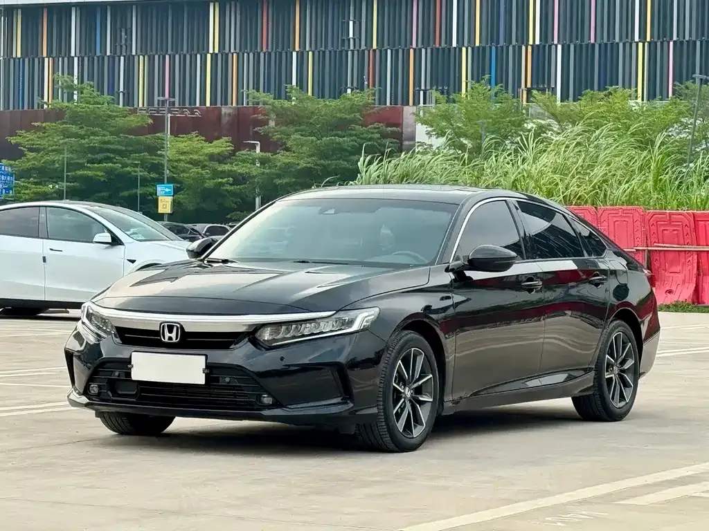 Honda Inspire — фото 1