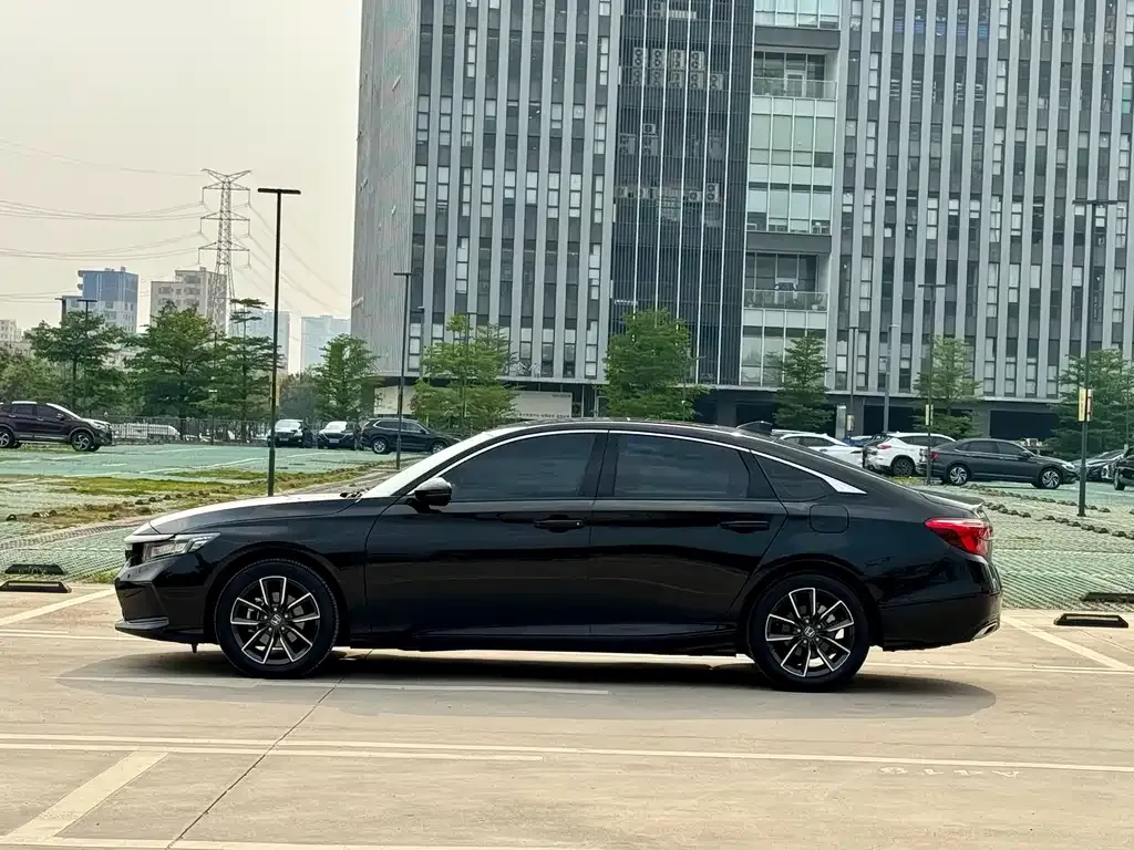 Honda Inspire — фото 10
