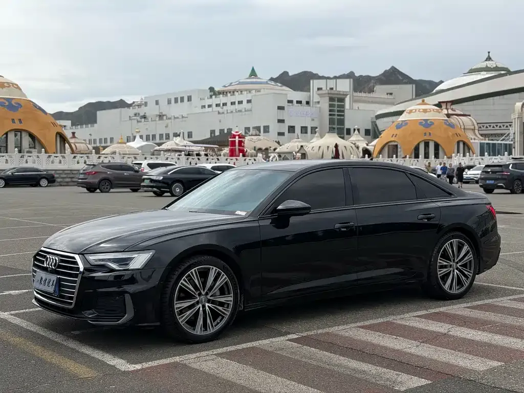 Audi A6L — фото 5