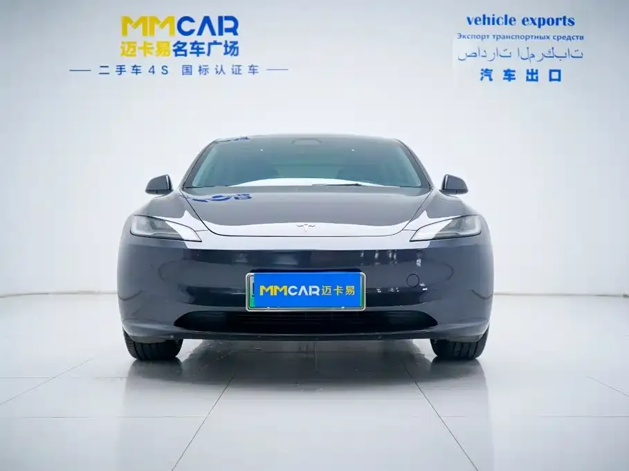 Tesla Model 3 — фото 1