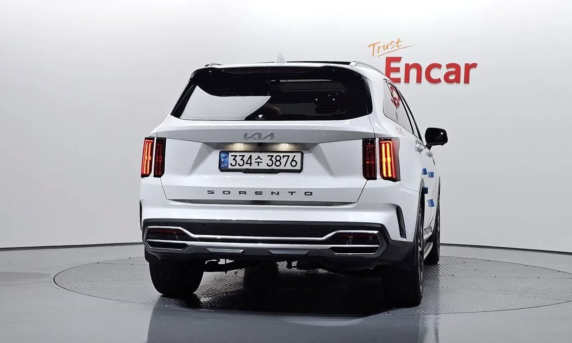 Kia Sorento — фото 7