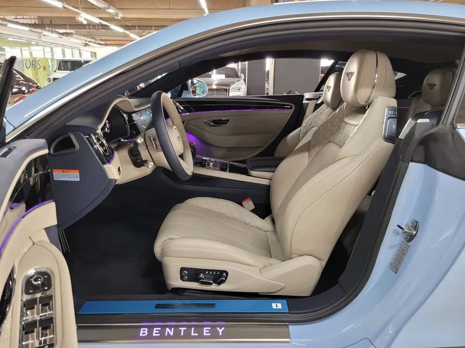 Bentley Continental — фото 8