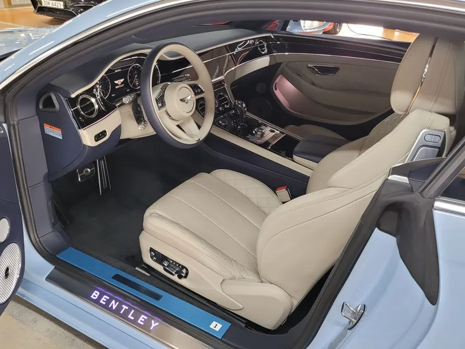 Bentley Continental — фото 10
