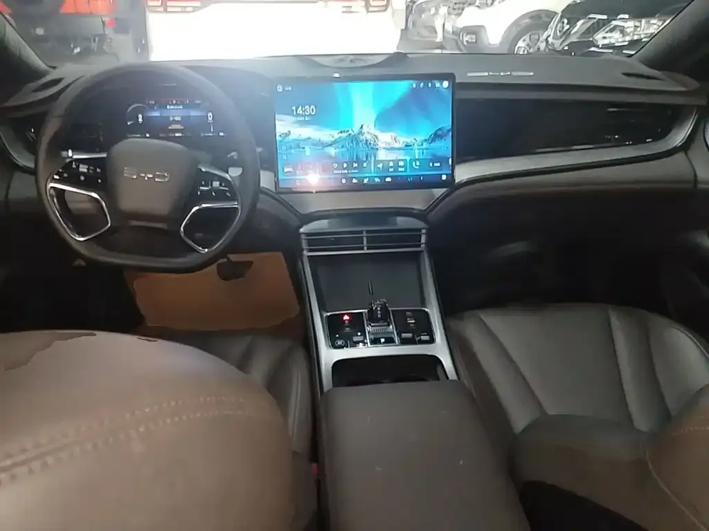 BYD Seal — фото 10