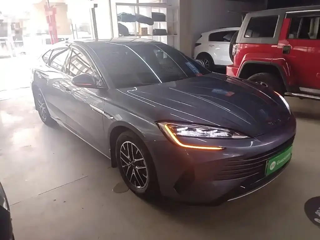 BYD Seal — фото 6