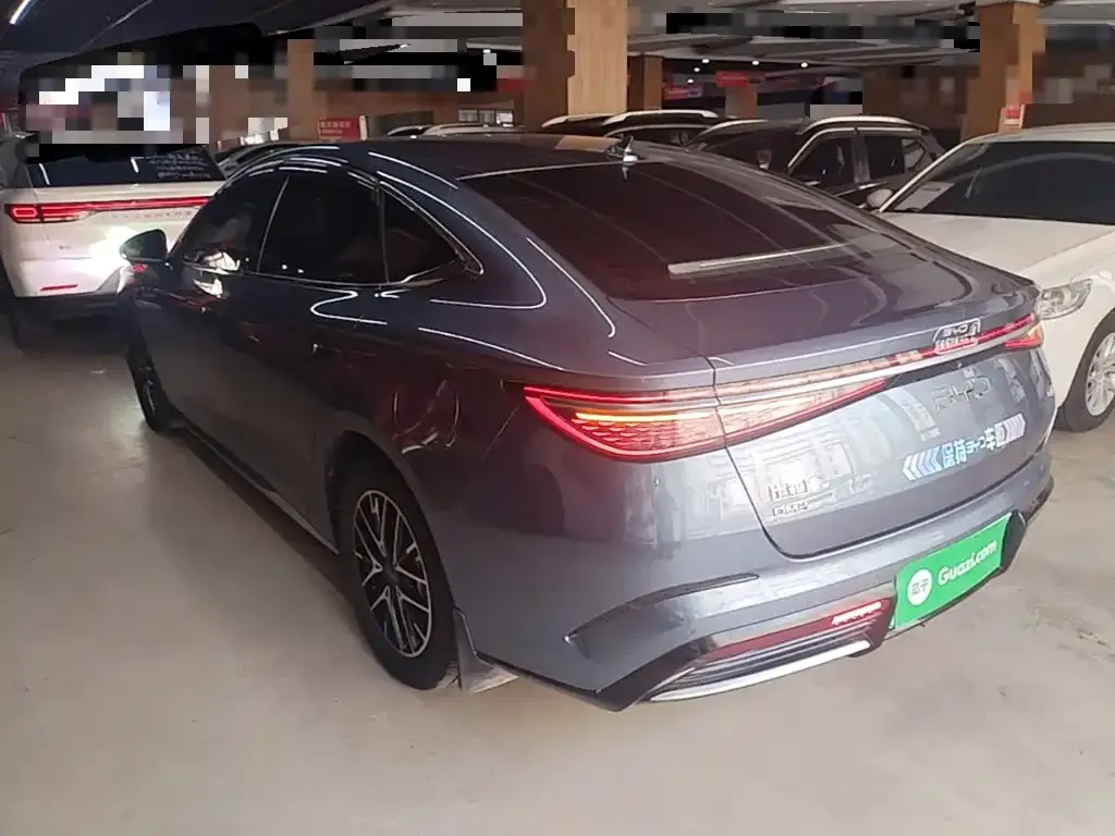 BYD Seal — фото 7