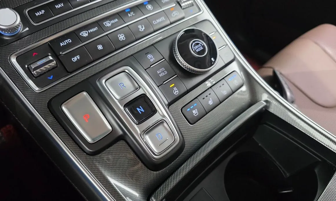Hyundai Santafe — фото 9