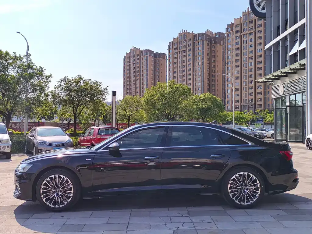 Audi A6L New Energy — фото 6