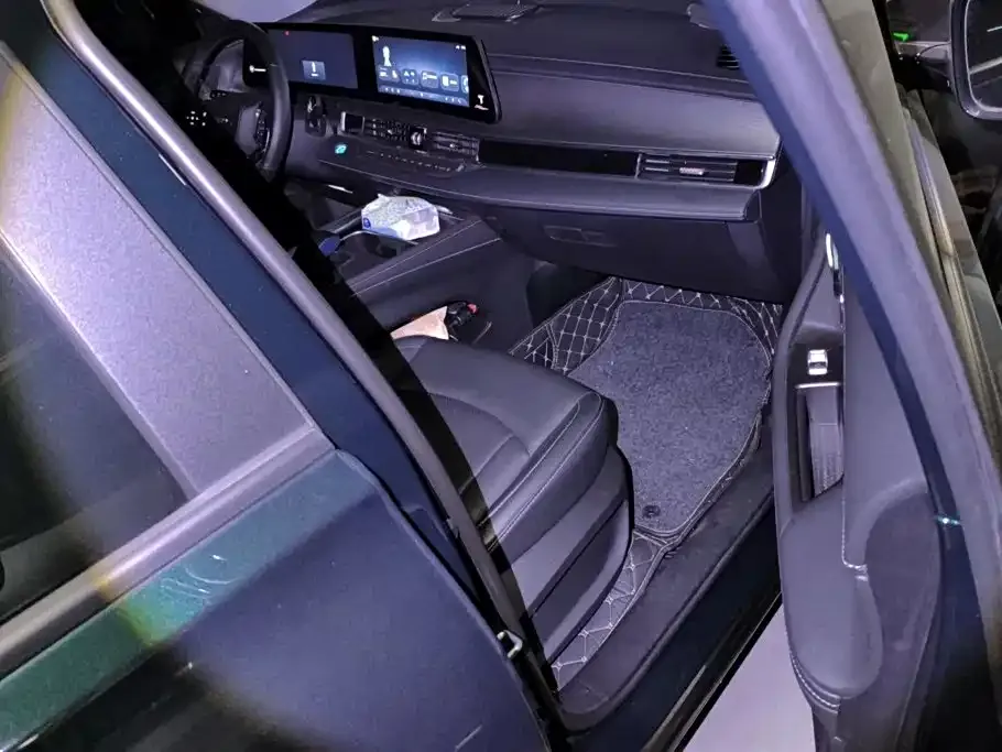Chery Tiggo 8 PRO NEV — фото 3