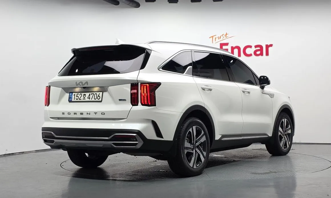 Kia Sorento — фото 5
