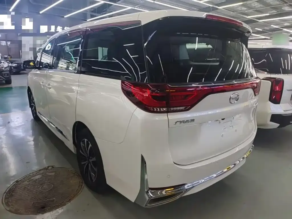 GAC Motor Trumpchi M8 — фото 8