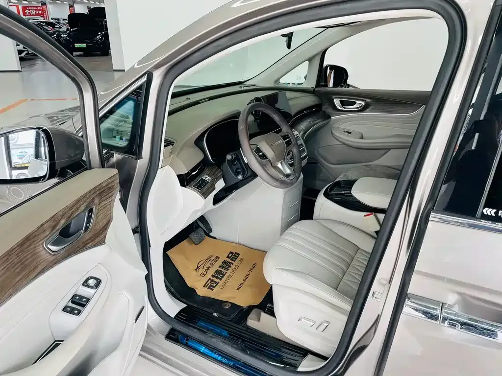 Roewe iMAX8 — фото 5