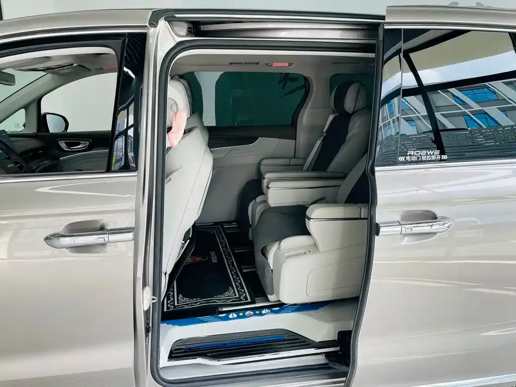 Roewe iMAX8 — фото 10
