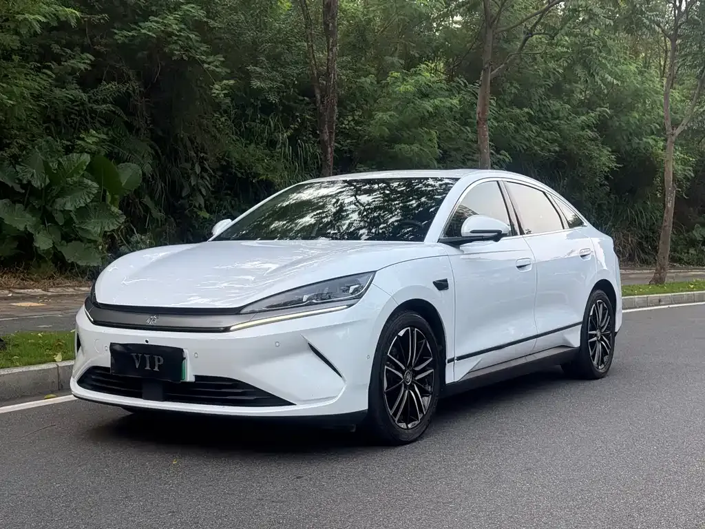 BYD Qin L — фото 1